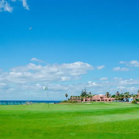 Villas At Pueblo Guadalmina 別荘 マルベーリャ