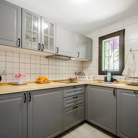 Villas At Pueblo Guadalmina Holiday home Marbella